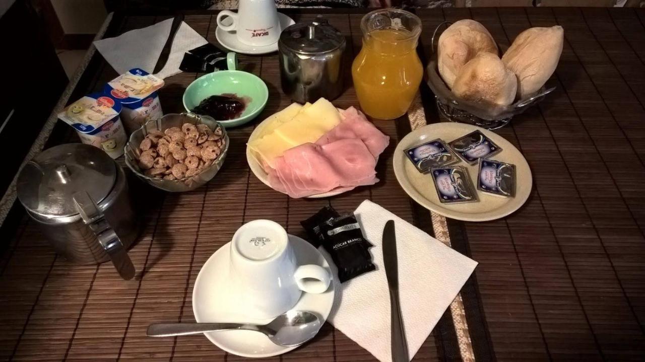 Abrigo Da Estrela Bed & Breakfast Covilha Luaran gambar