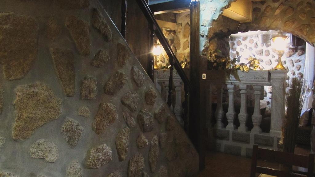 Abrigo Da Estrela Bed & Breakfast Covilha Luaran gambar